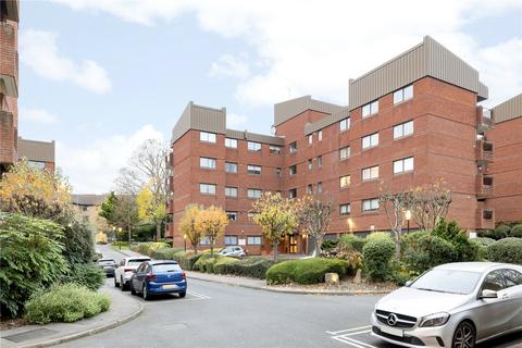 3 bedroom apartment for sale, Spencer Close, London, N3