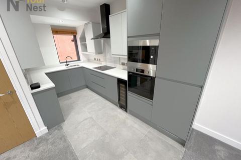 3 bedroom apartment to rent, Apartment 8,  Derwentwater Terrace, Headingley, LS6 3JL