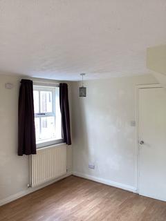 2 bedroom end of terrace house to rent, Glandwr, Newtown