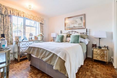 36 Park Close, Hatfield, AL9 5AY