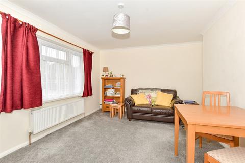 1 bedroom flat for sale, Littleton Grove, Havant, Hampshire