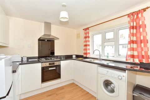 1 bedroom flat for sale, Littleton Grove, Havant, Hampshire