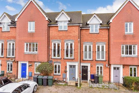 3 bedroom townhouse for sale, Alderney Way, Kennington, Ashford, Kent