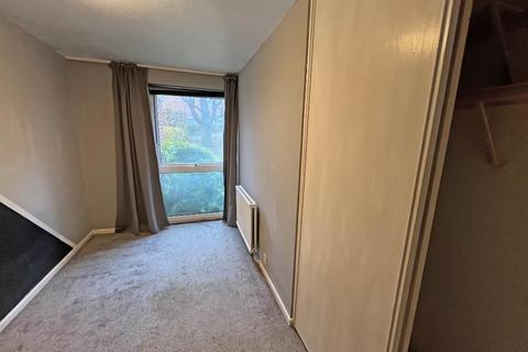 103 Hartscroft, Croydon, CR0 9LE