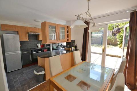 3 bedroom semi-detached house to rent, Shenley Lodge, Milton Keynes MK5