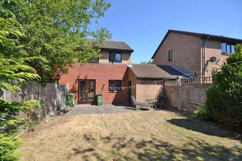 3 bedroom semi-detached house to rent, Shenley Lodge, Milton Keynes MK5