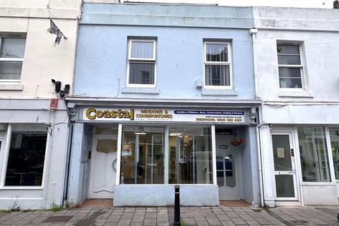 Retail property (high street) to rent, Torquay TQ1