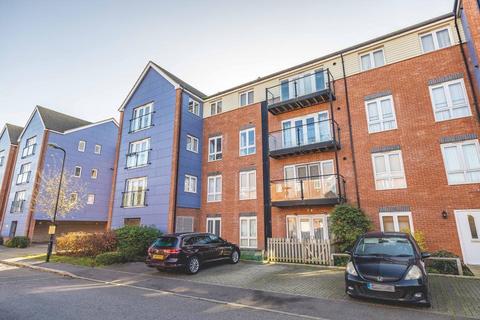 2 bedroom flat for sale, Chadwick Road, Langley, SL3 7FU