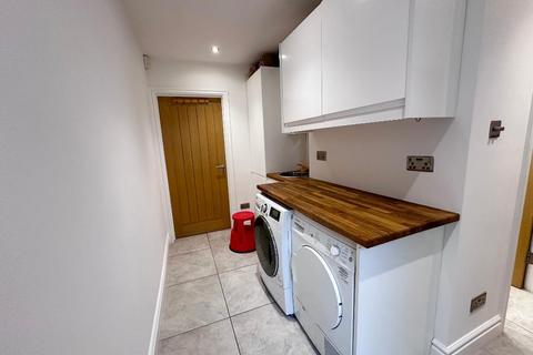 51 Ridgeway Crescent, Orpington, BR6 9QW