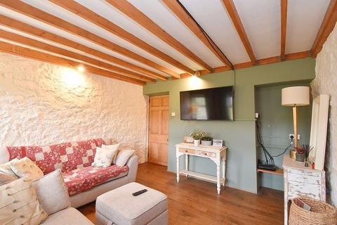 4 bedroom end of terrace house for sale, Long Row, Abergavenny NP7