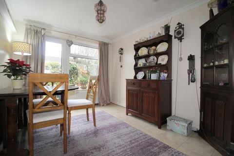 3 bedroom semi-detached house for sale, Wren Close, Putteridge, Luton, Bedfordshire, LU2 8EY