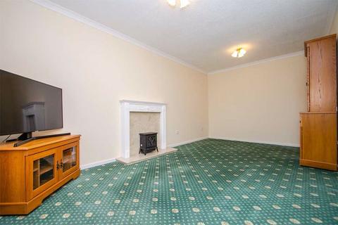 34 Yew Tree Avenue, Lichfield, WS14 9UA