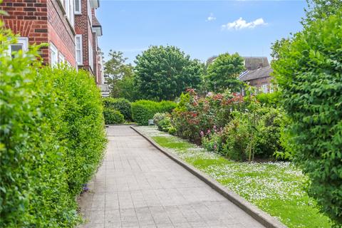 2 bedroom flat for sale, Rochester Close, Rochester Gardens, Hove, BN3