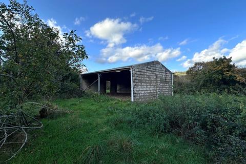 Land for sale, Barn and Land at Easton Hill