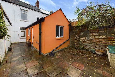 2 bedroom terraced house for sale, Rose Street, Roath, Cardiff. CF24