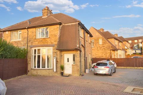 3 bedroom semi-detached house for sale, a Fairfield Crescent, Dewsbury