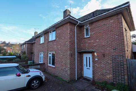 5 bedroom terraced house to rent, Ramsey Close