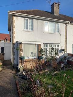 3 bedroom semi-detached house to rent, Chalmers Drive, Doncaster