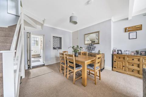 2 Waverley Terrace, Lynton, EX35 6AH