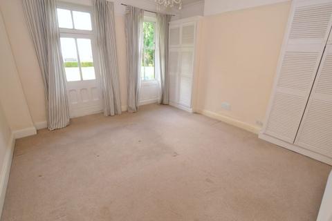 2 bedroom flat to rent, 35 Abbey Road, Malvern WR14