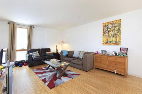 1 bedroom flat to rent, Wingate Square, London SW4