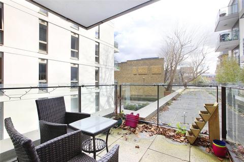 1 bedroom flat to rent, Wingate Square, London SW4