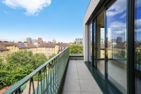 2 bedroom penthouse for sale, All Saints Passage, London, SW18