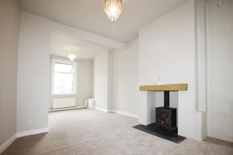 2 bedroom end of terrace house to rent, Church Street, Preston PR5