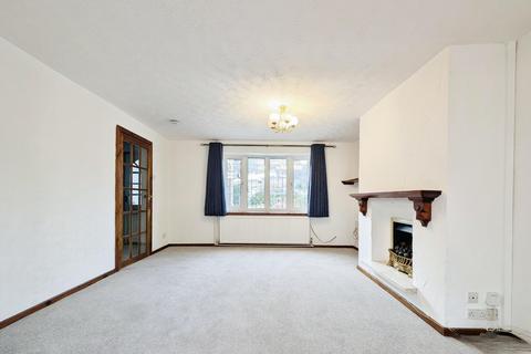 3 bedroom semi-detached house to rent, The Glen, West Yorkshire OL14