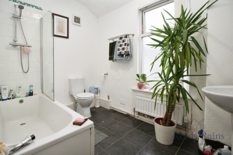 3 bedroom terraced house for sale, Adelaide Road, Liverpool L7