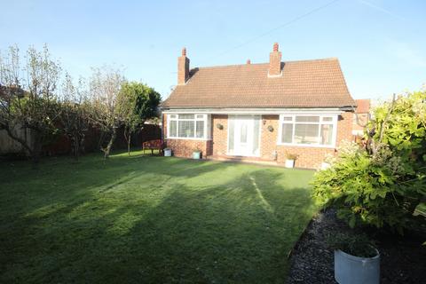 4 bedroom bungalow for sale, Acklam Road, North Yorkshire TS5