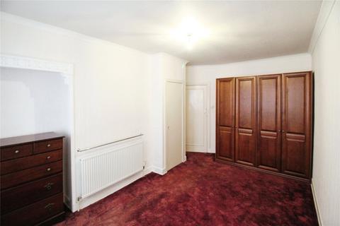 2 bedroom flat to rent, Tuke Street, Dunfermline KY12