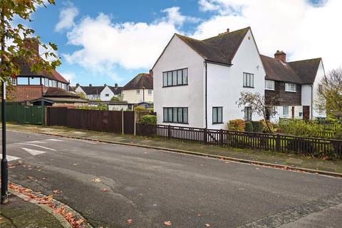 4 bedroom semi-detached house for sale, Brome Road, London SE9