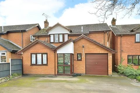 4 bedroom detached house for sale, Weddington Road, Warwickshire CV10