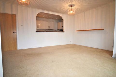 2 bedroom flat to rent, Culver Road, St Albans