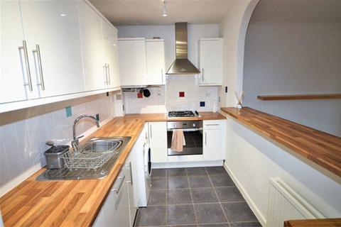 2 bedroom flat to rent, Culver Road, St Albans