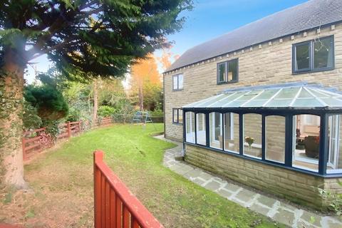 5 bedroom detached house for sale, Cupstone Close, West Yorkshire BD20