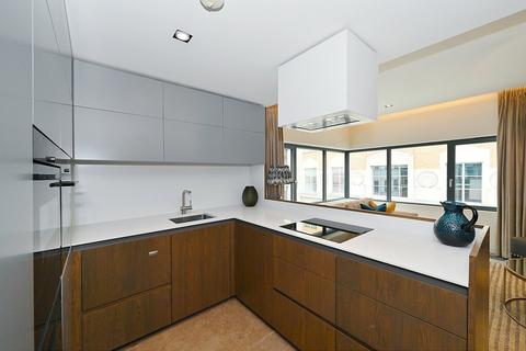 2 bedroom flat to rent, Babmaes Street, St James, SW1Y