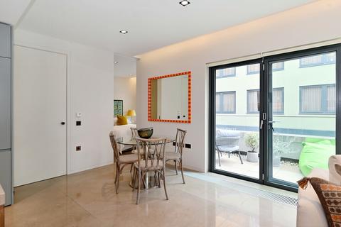 2 bedroom flat to rent, Babmaes Street, St James, SW1Y