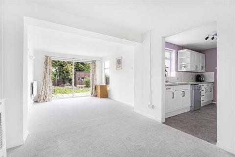 3 bedroom terraced house for sale, Blakeland Hill, Duxford CB22