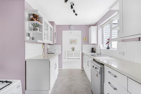 43 Blakeland Hill, Duxford, Cambridge, CB22 4RX