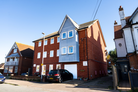 2 bedroom flat for sale, Tomline Road, Felixstowe IP11