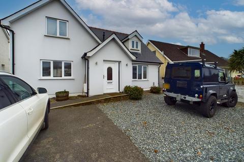 3 bedroom detached house for sale, 64 Fishguard Road, Haverfordwest