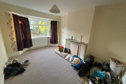 2 bedroom property to rent, Brookfield Road, Northampton NN2