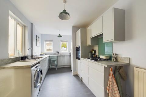 21 Highworth Road, Gloucester, GL1 4RW