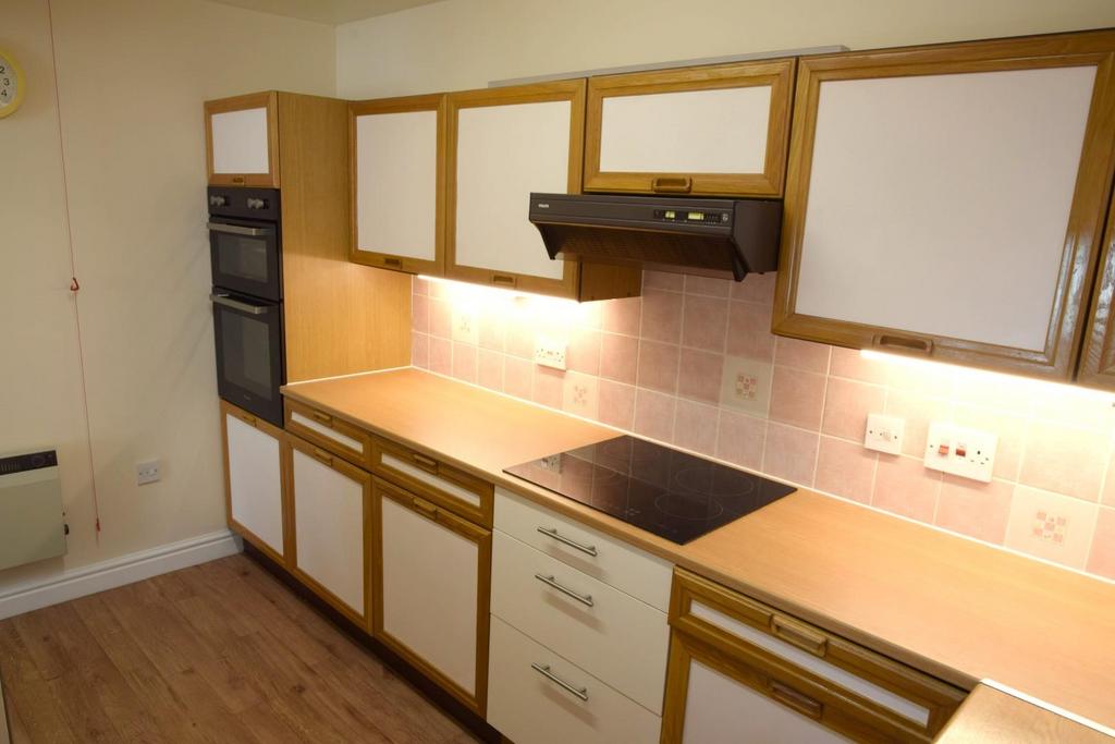 Kitchen B.jpg