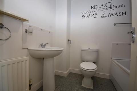 27 Beckside, Norton, Malton, YO17 8AR