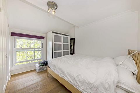 3 bedroom flat to rent, Marlborough Road, Richmond TW10