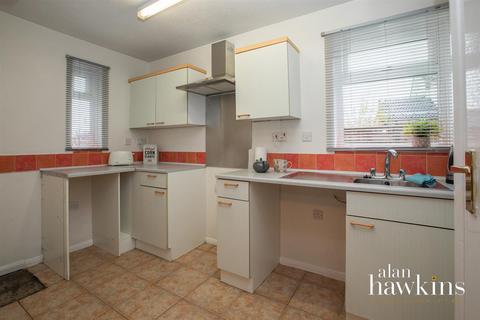 1 bedroom flat for sale, Victoria Drive, Lyneham, Chippenham