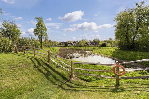 5 bedroom detached house for sale, Hawthornden Grove, Yalding